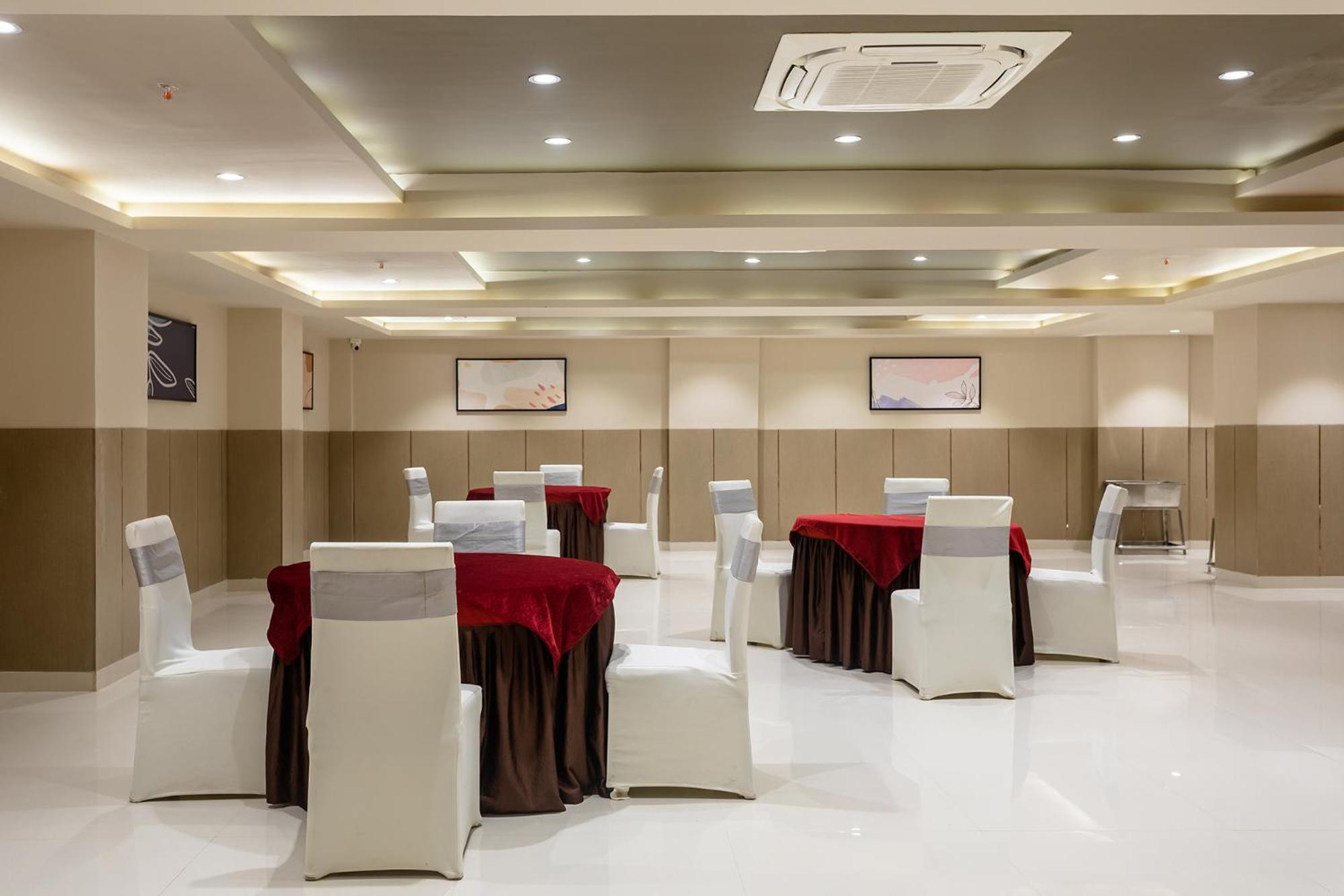 Fabhotel Prime Oasis Orange Bhopál Kültér fotó